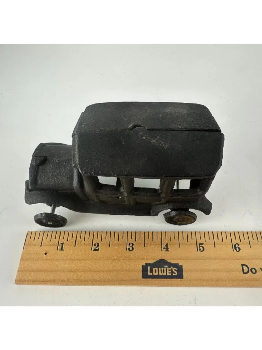 Cast Iron Ford Model T Sedan Made in Taiwan